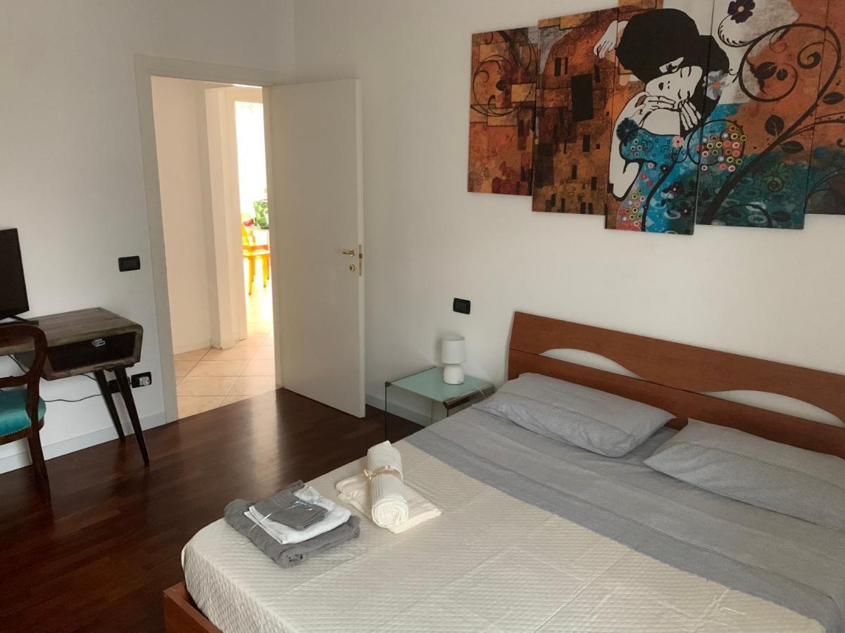 Apartamento Dante Doc Rávena Exterior foto
